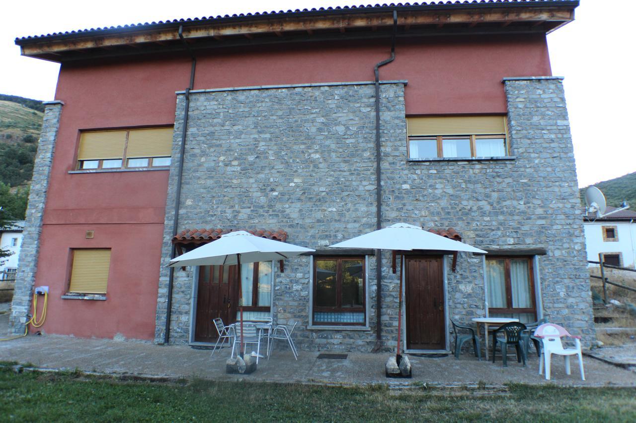 Apartamentos La Picota Cofinal Exterior photo